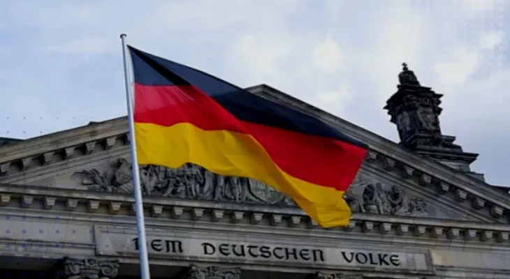 Un tribunal allemand rend une sentence sévère contre un Syrien condamné pour crimes de guerre