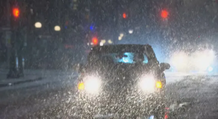 Ottawa : Avertissements de poursuite des chutes de neige, avec une accumulation prévue jusqu'à 20 cm