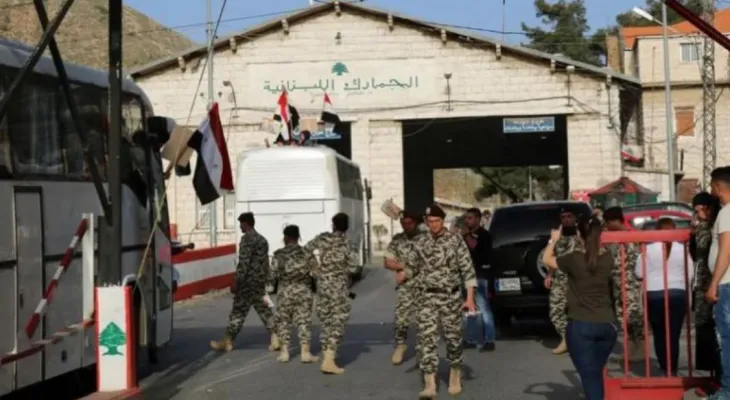 Les autorités syriennes reçoivent du Liban des officiers ayant fui après la chute du régime d'Assad