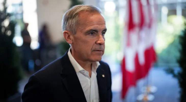 Mark Carney envisage de se présenter à la direction du Parti libéral alors que les appels à la démission de Justin Trudeau se multiplient