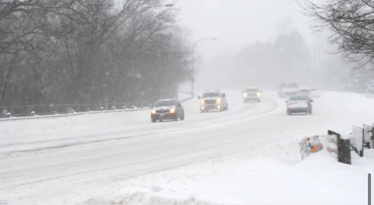 Warning of snowstorms and bus cancellations in London, Ontario and its suburbs