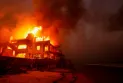 Incendies dévastateurs ravagent Los Angeles avec une hausse du nombre de victimes et d'évacuations
