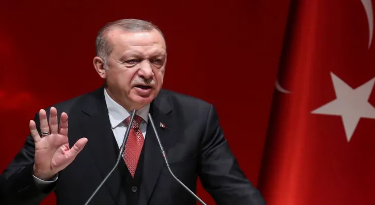 Erdogan laisse entendre qu'il pourrait se présenter pour un nouveau mandat présidentiel alors que des élections anticipées sont attendues en Turquie
