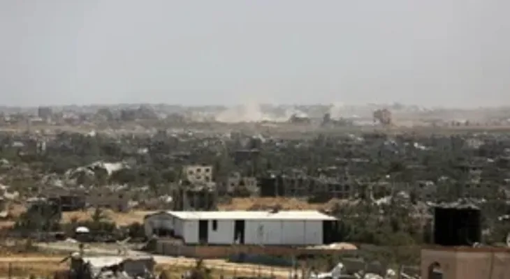 L'occupation commence à enlever les barrières en béton dans la bande de Gaza et ouvre les routes principales