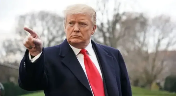 Donald Trump prête serment en tant que président des États-Unis d'Amérique pour la deuxième fois