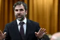 Le ministre de l'Environnement du gouvernement Trudeau admet : « Je dois reconnaître que la taxe carbone est très impopulaire »