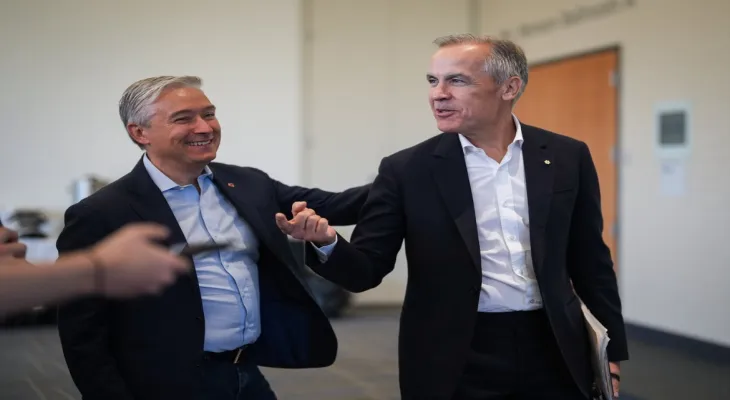 Candidates for the leadership of the Canadian Liberal Party are continuing their election campaigns in Quebec.
