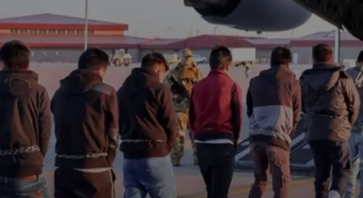 Le Brésil convoque l'envoyé américain en raison d'un traitement humiliant envers des migrants brésiliens expulsés