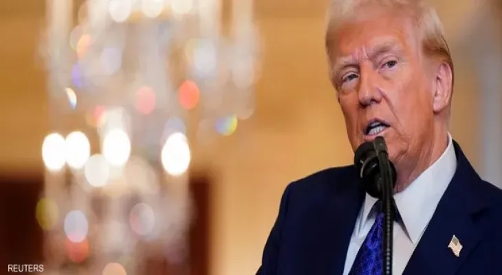 Trump signs an executive order to combat anti-Semitism and threatens to deport foreign students participating in pro-Palestinian protests.