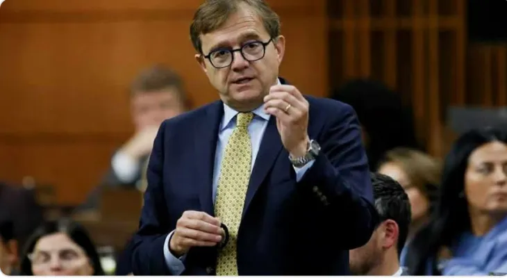 Canadian Energy Minister Jonathan Wilkinson responding to Trump's decisions: "We are ready to fight for Canadians."