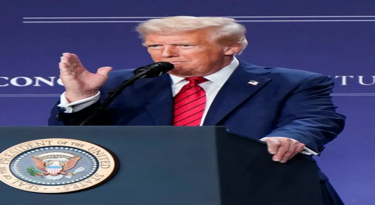 Trump announces a suspension of tariffs on Mexico for a month after an agreement with Sheinbaum.