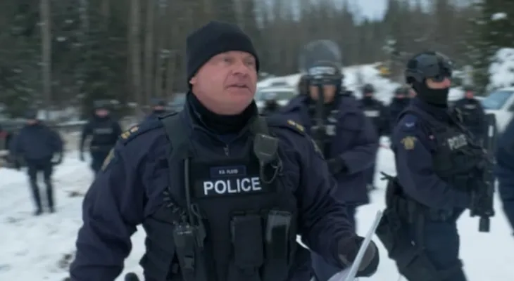 Audio recordings reveal discussions among Canadian police about the use of force against Wet'suwet'en protesters.