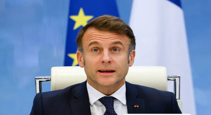 Le président français : J'exprime ma solidarité avec les habitants de Beyrouth après le raid israélien qui a violé le cessez-le-feu.