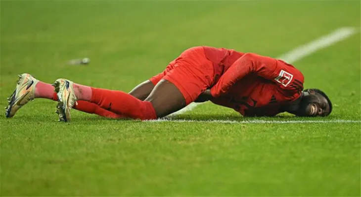 بايرن ميونخ يهدد باتخاذ إجراءات قانونية ضد الاتحاد الكندي بسبب إصابة ألفونسو ديفيز