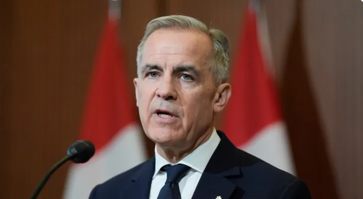 Carney impose des droits antidumping de 25 % sur les voitures américaines et Bolivard s'engage à réduire la taxe sur les ventes des voitures canadiennes