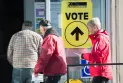 Sondage "Nanos" : Divergence dans les intentions de vote fédérales selon la tranche d'âge et le genre