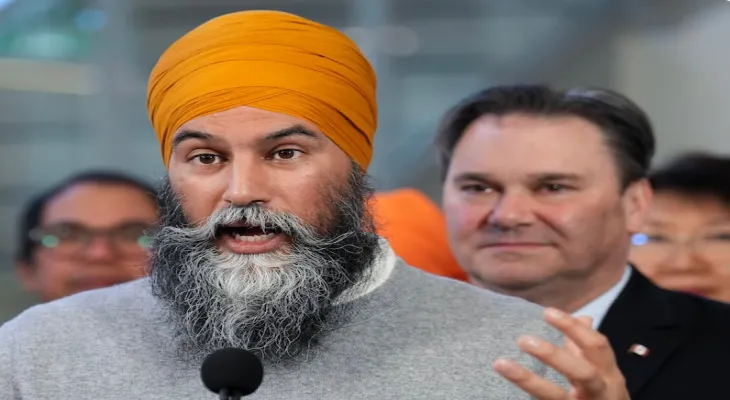 Molkir: Singh cannot continue to lead the party if he loses official status.