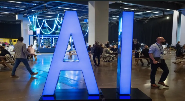 An American lawyer targeted by Trump warns Canada about the dangers of artificial intelligence and the suppression of dissent.