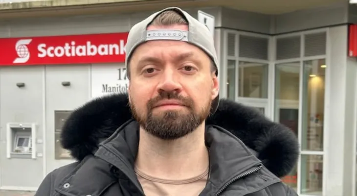 A customer of "Scotiabank" loses $20,000 in a fraud scheme and holds the bank responsible.