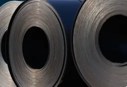 الرسوم الجمركية الأميركية الجديدة تدخل حيز التنفيذ: 50% على واردات الصلب والألمنيوم