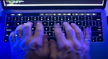 دراسة كندية تكشف ملامح غير متوقعة عن مجتمع “الإنسلز” بعد استطلاع شمل أكثر من 500 شخص