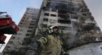 إسرائيل تهاجم مواقع نووية وصاروخية في إيران وطهران ترد بهجوم بالطائرات المسيّرة
